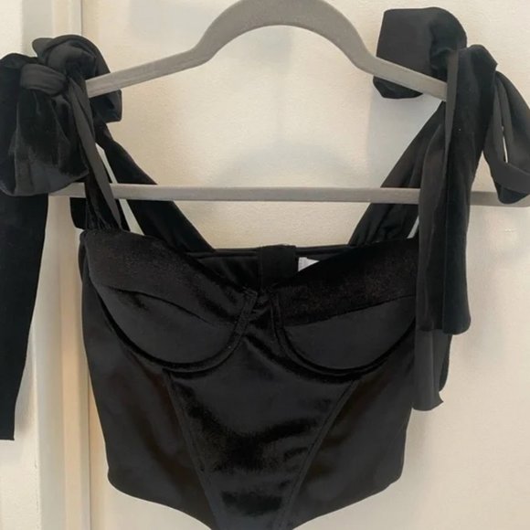 Petal & Pup Black Velvet Top - Picture 8 of 9